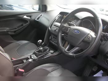 Used Ford Focus 2015 for sale - 79721695: Photo