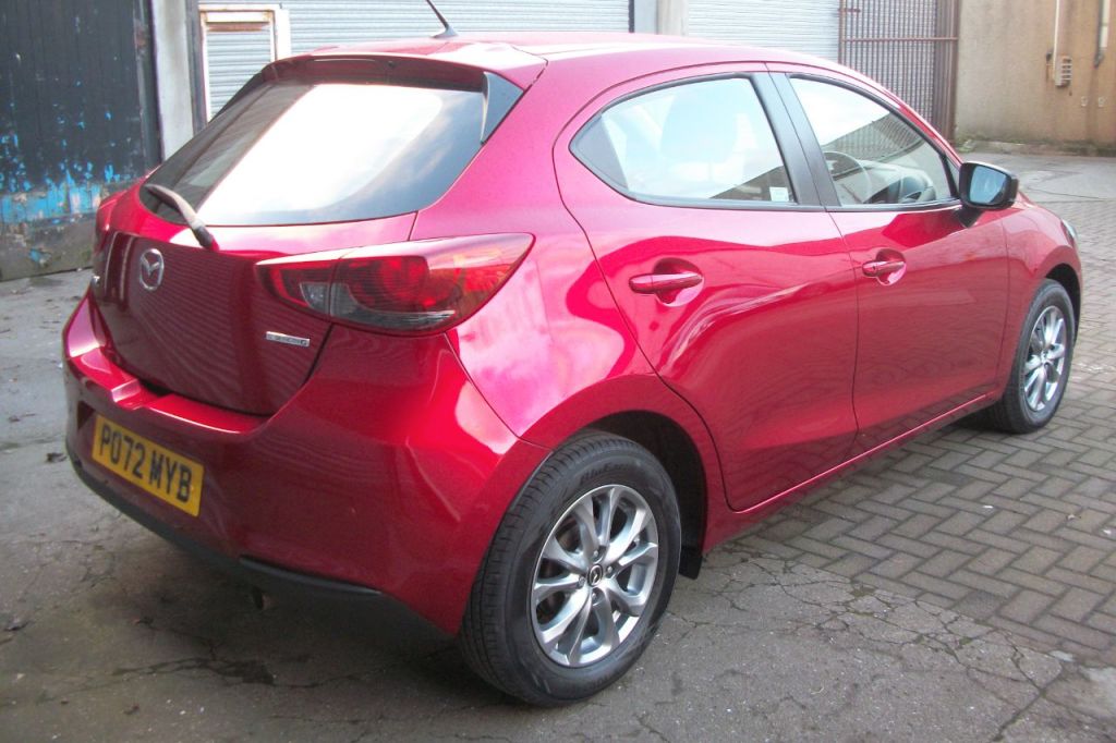 Used Mazda Mazda2 2022 for sale - 77013939: Photo 2