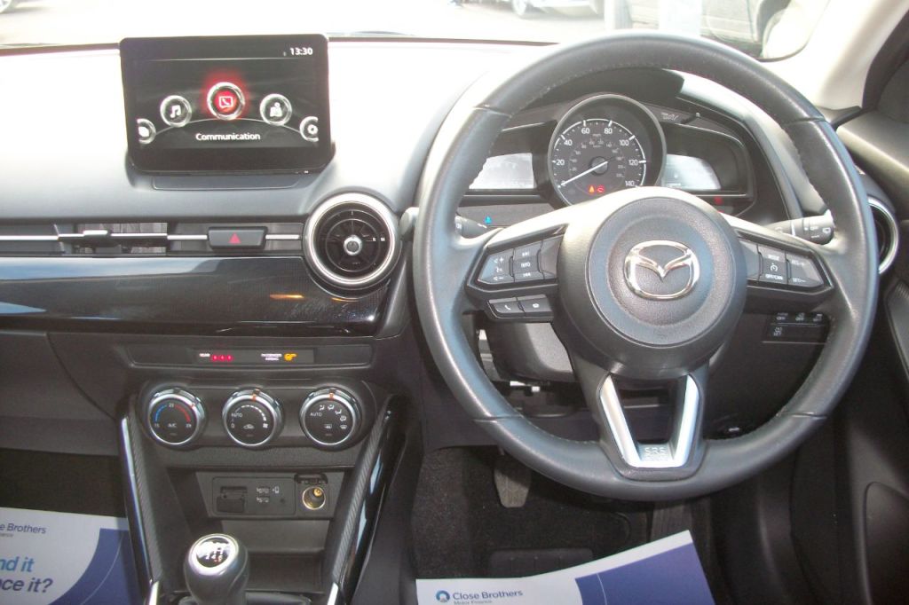 Used Mazda Mazda2 2022 for sale - 77013939: Photo 4