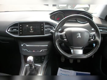 Used Peugeot 308 2014 for sale - 78850174: Photo