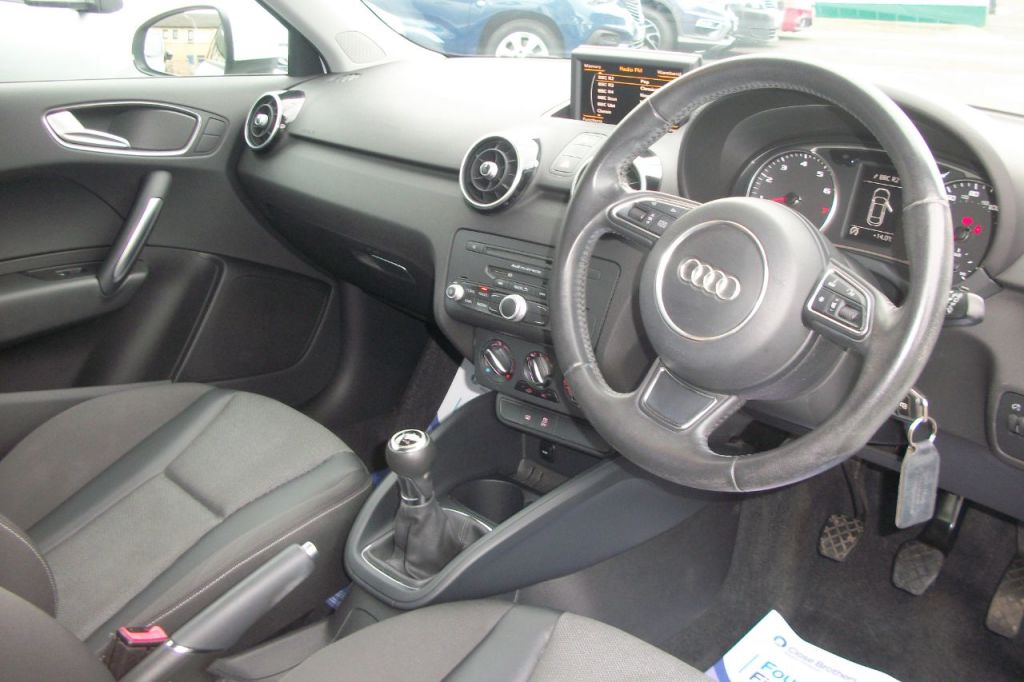 Used Audi A1 2013 for sale - 76469407: Photo 3