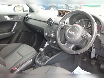 Used Audi A1 2013 for sale - 76469407: Photo