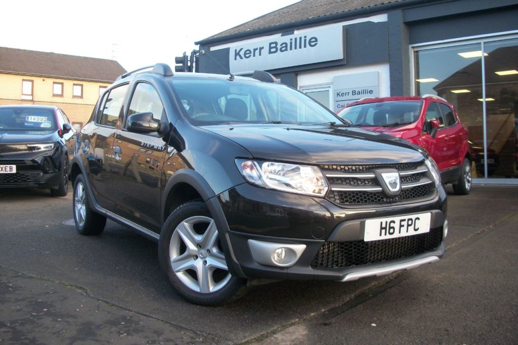 Used Dacia Sandero 2016 for sale - 76882930: Photo 1