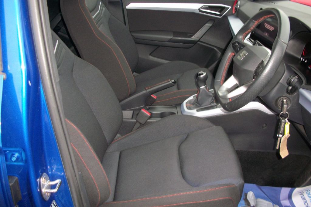 Used SEAT Arona 2023 for sale - 76653899: Photo 2