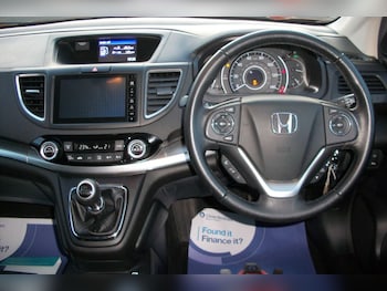 Used Honda CR-V 2017 for sale - 77128728: Photo