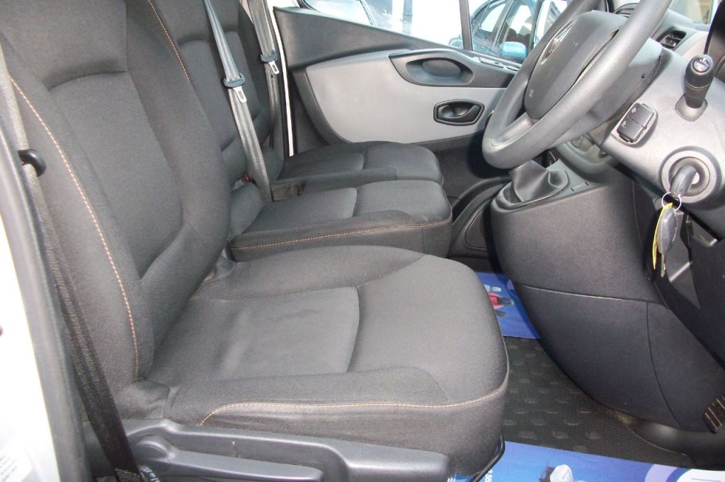 Used Renault Trafic 2019 for sale - 77236153: Photo 2