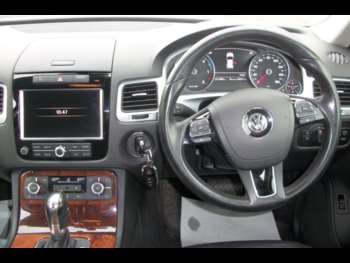 Used Volkswagen Touareg 2012 for sale - 74765275: Photo