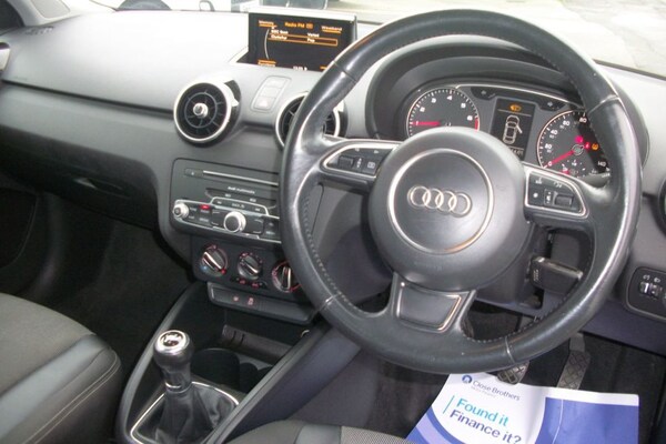 Used Audi A1 2015 for sale - 76235227: Photo 4