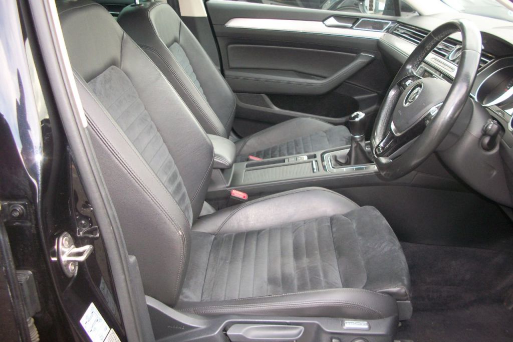 Used Volkswagen Passat 2016 for sale - 77301567: Photo 2