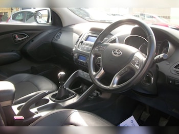 Used Hyundai Ix35 2015 for sale - 75997812: Photo