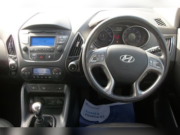 Used Hyundai Ix35 2015 for sale - 75997812: Photo