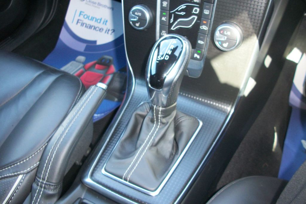 Used Volvo V40 2019 for sale - 78181924: Photo 12