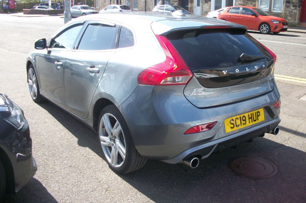 Used Volvo V40 2019 for sale - 78181924: Photo 8