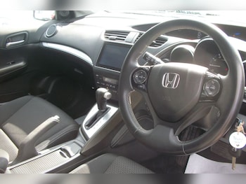 Used Honda Civic 2016 for sale - 75619153: Photo