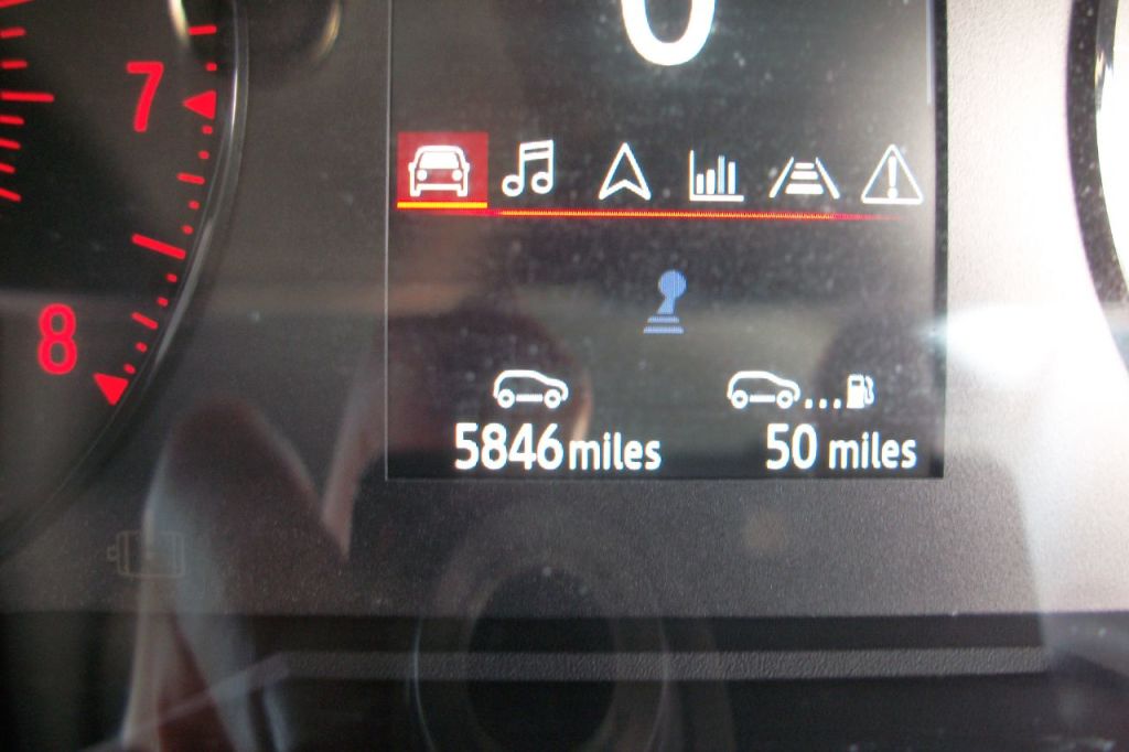 Used Renault Captur 2023 for sale - 77733520: Photo 12