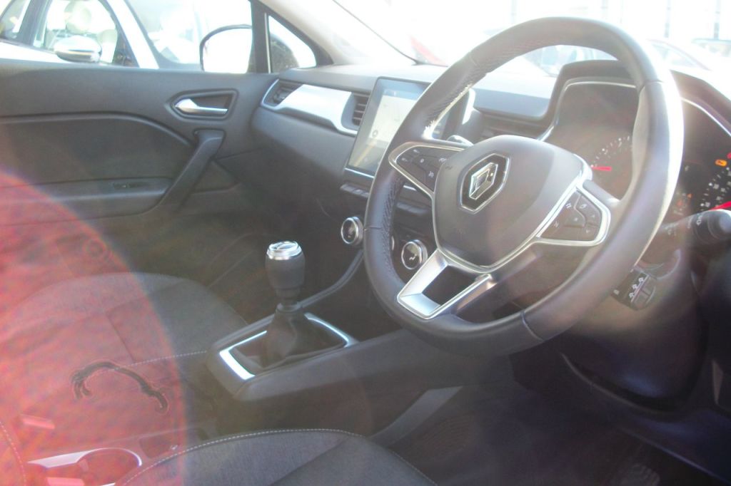 Used Renault Captur 2023 for sale - 77733520: Photo 3