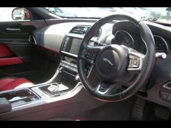 Used Jaguar XE 2015 for sale - 74883996: Photo