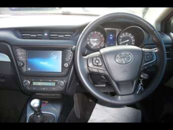 Used Toyota Avensis 2017 for sale - 73047998: Photo
