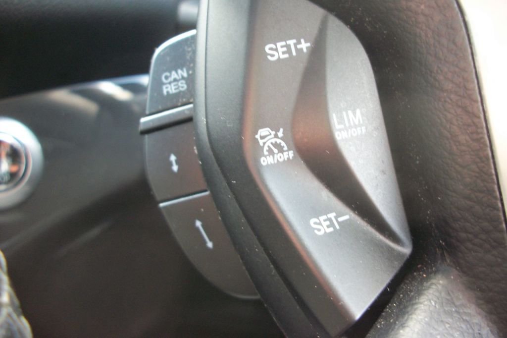 Used Ford Kuga 2014 for sale - 76355974: Photo 16