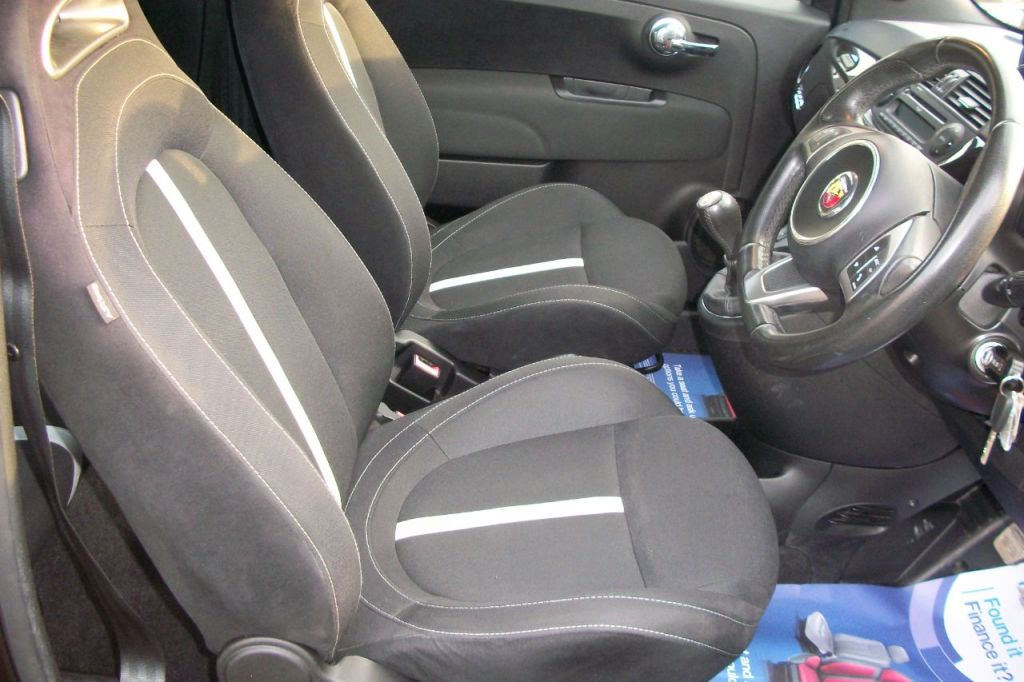 Used Abarth 500 2015 for sale - 77301573: Photo 2