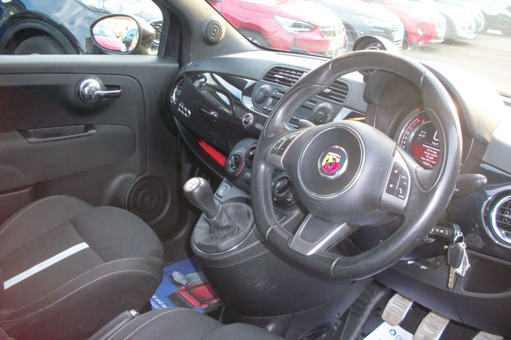 Used Abarth 500 2015 for sale - 77301573: Photo 3