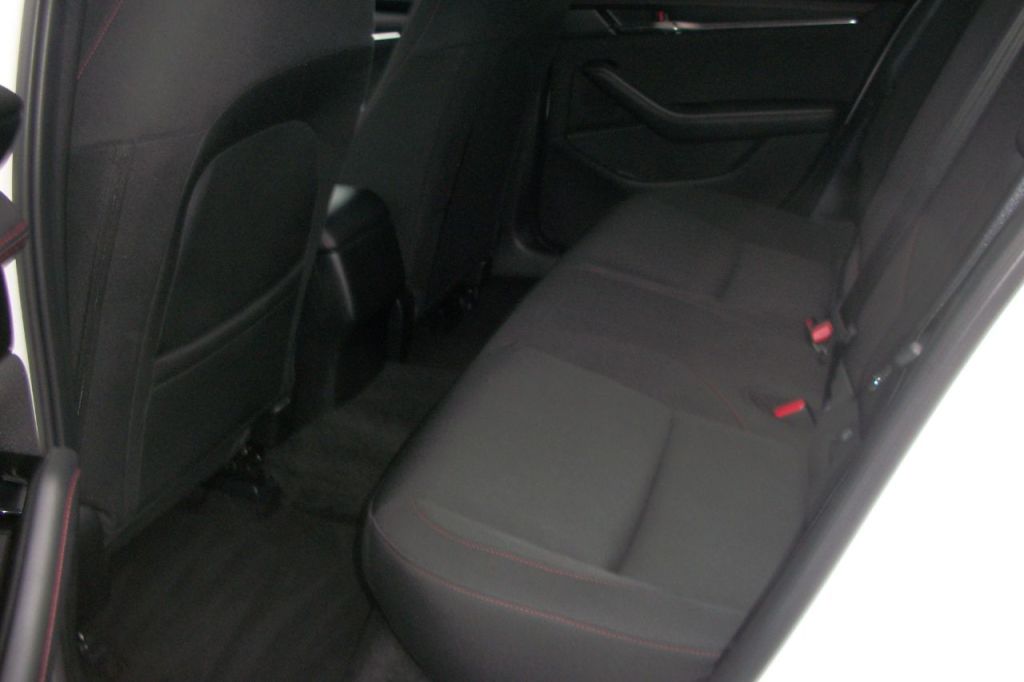 Used Mazda Mazda3 2025 for sale - 77506542: Photo 9