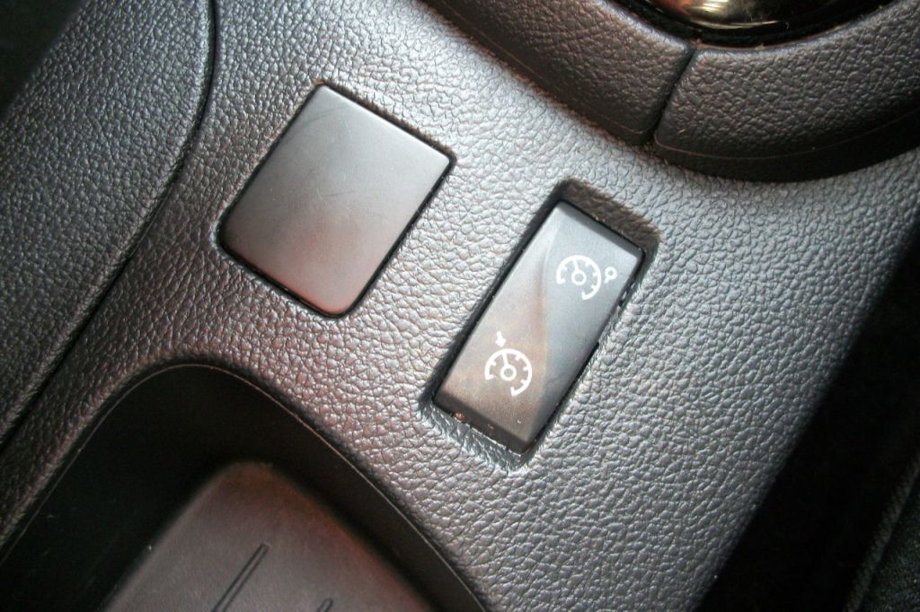 Used Renault Clio 2018 for sale - 77967801: Photo 14