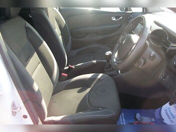 Used Renault Clio 2018 for sale - 77967801: Photo