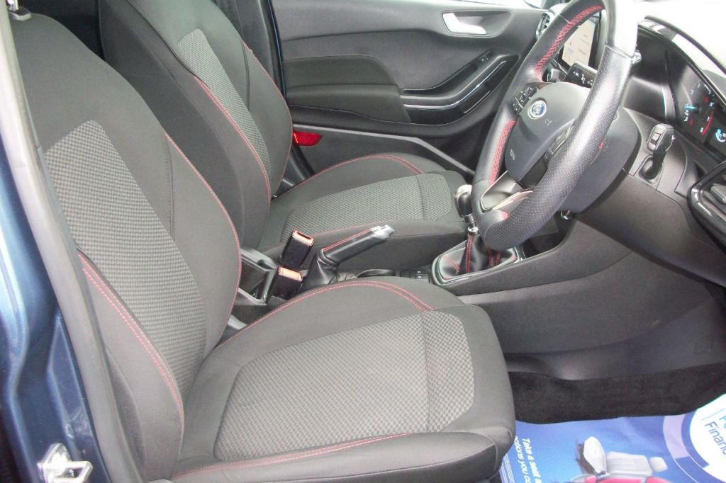 Used Ford Fiesta 2018 for sale - 77919231: Photo 2