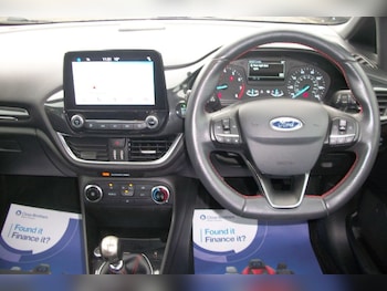 Used Ford Fiesta 2018 for sale - 77919231: Photo