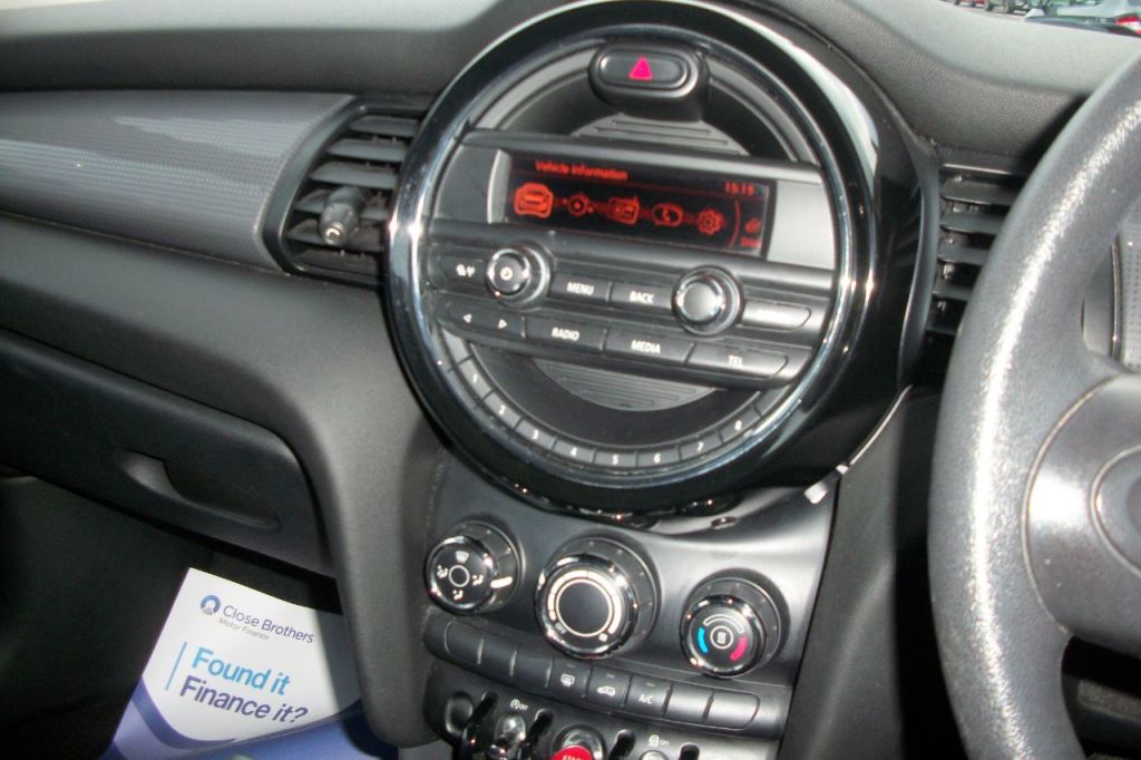 Used MINI Hatch 2015 for sale - 76653911: Photo 12