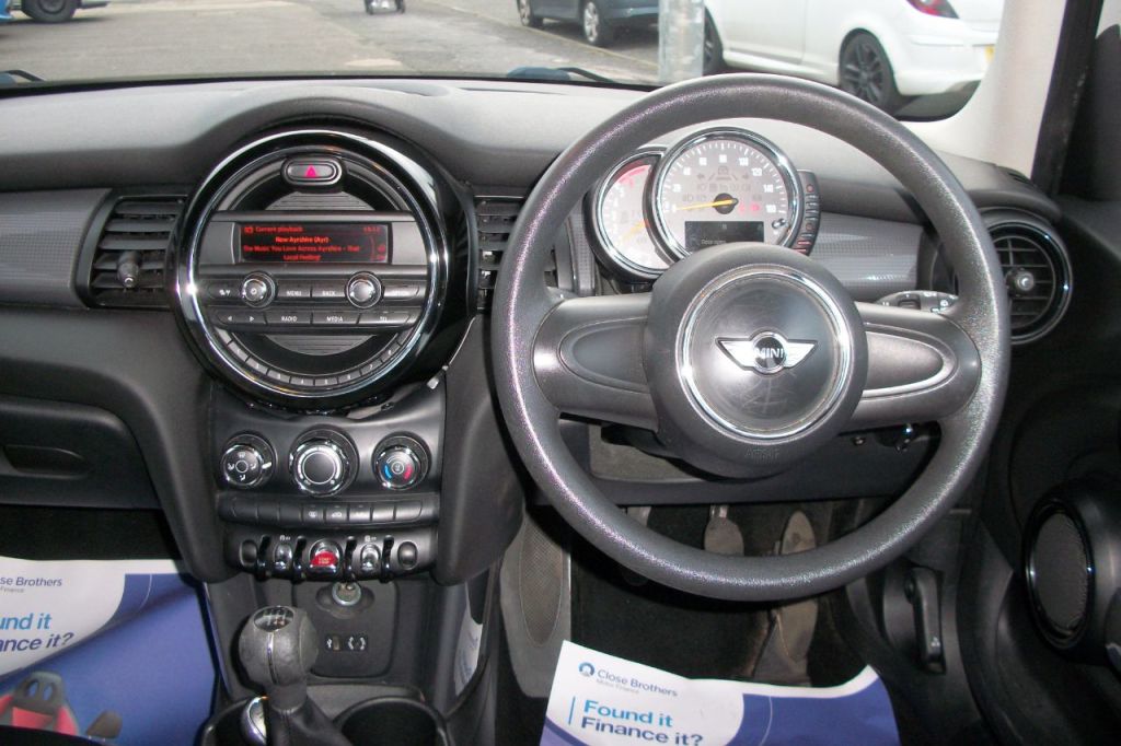 Used MINI Hatch 2015 for sale - 76653911: Photo 4