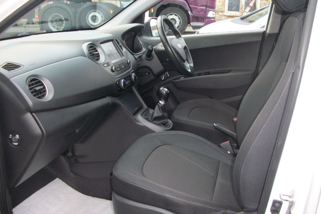 Used Hyundai i10 2018 for sale - 78123884: Photo 10