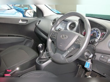 Used Hyundai i10 2018 for sale - 78123884: Photo