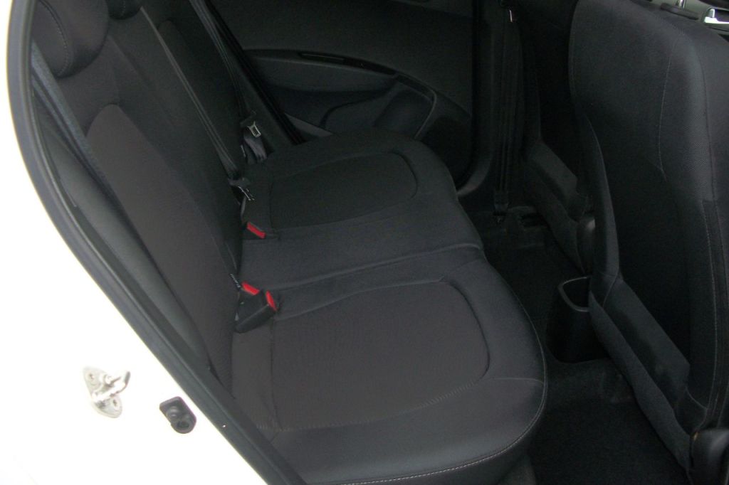 Used Hyundai i10 2018 for sale - 78123884: Photo 5