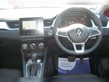 Used Renault Captur 2023 for sale - 78413115: Photo