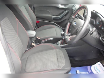 Used Ford Fiesta 2020 for sale - 79045922: Photo