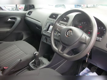 Used Volkswagen Polo 2017 for sale - 78281333: Photo