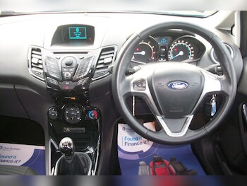 Used Ford Fiesta 2014 for sale - 76469397: Photo