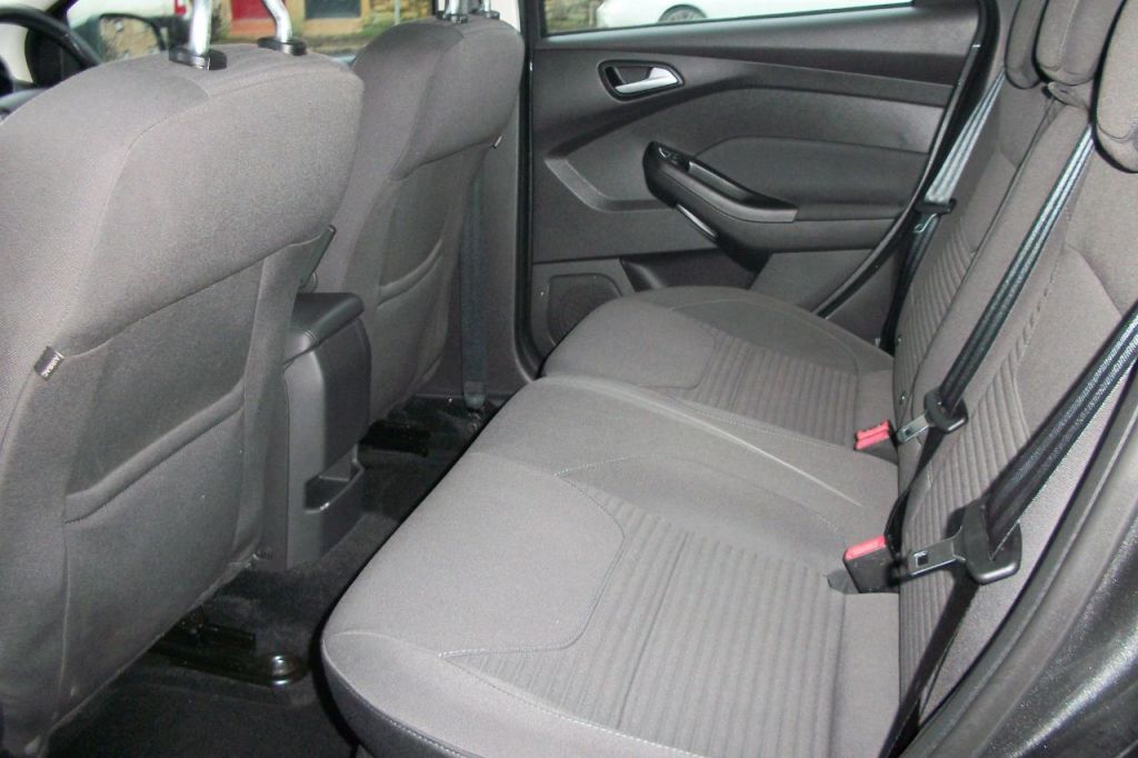 Used Ford Focus 2017 for sale - 76819841: Photo 10