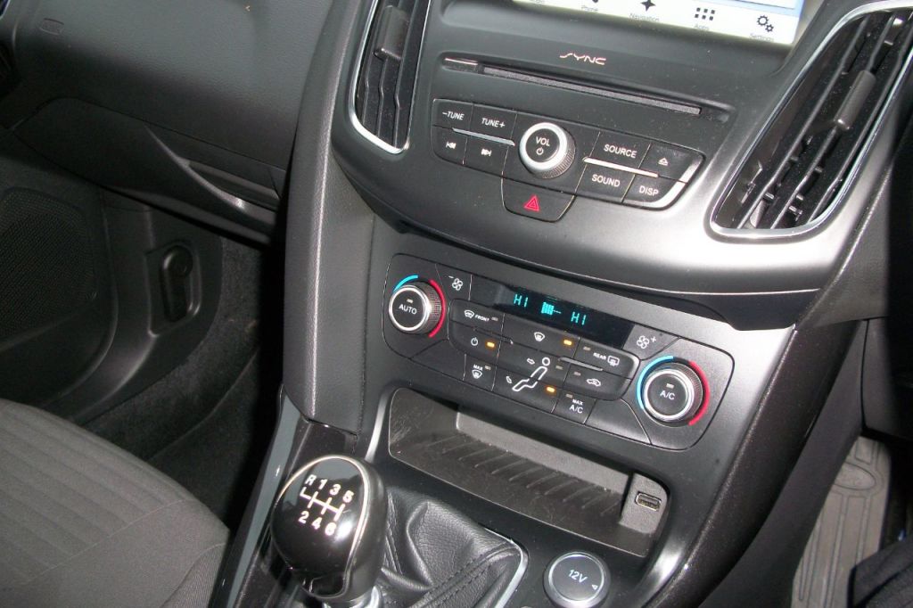 Used Ford Focus 2017 for sale - 76819841: Photo 15