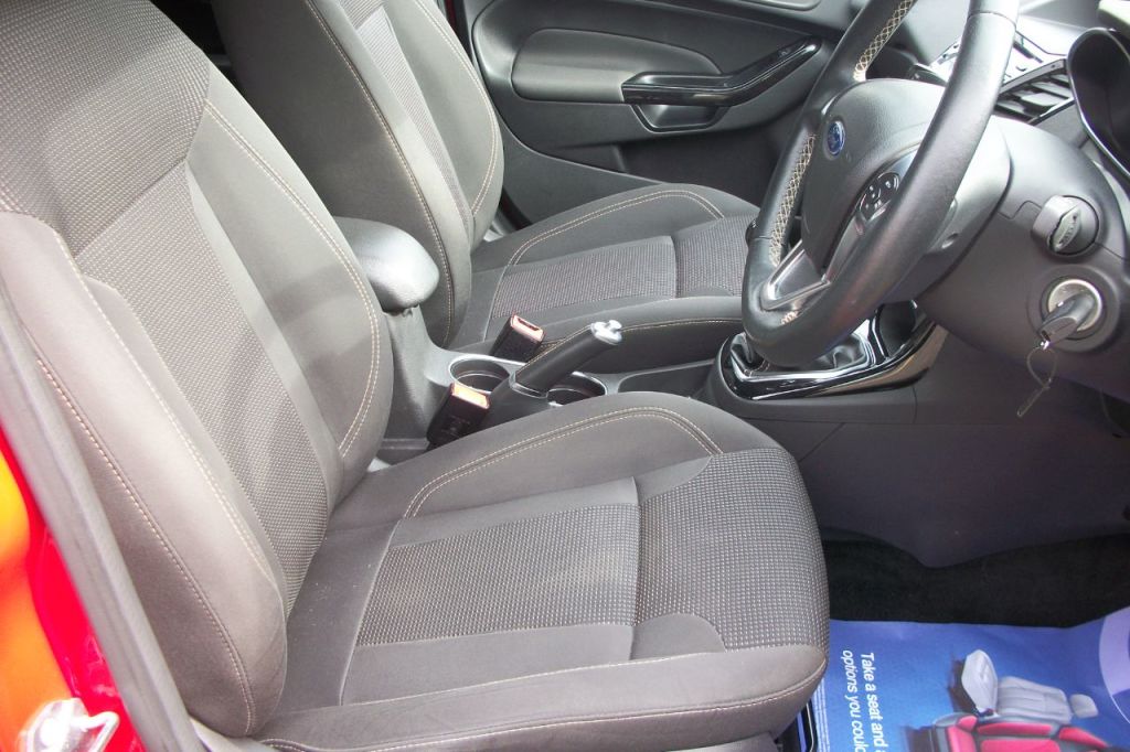 Used Ford Fiesta 2017 for sale - 78110091: Photo 2