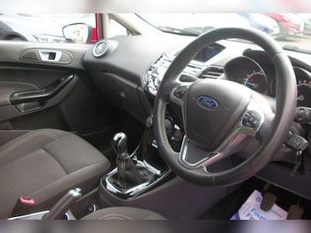 Used Ford Fiesta 2017 for sale - 78110091: Photo