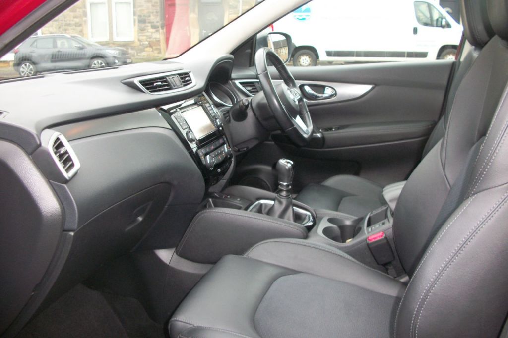 Used Nissan Qashqai 2017 for sale - 77506565: Photo 11