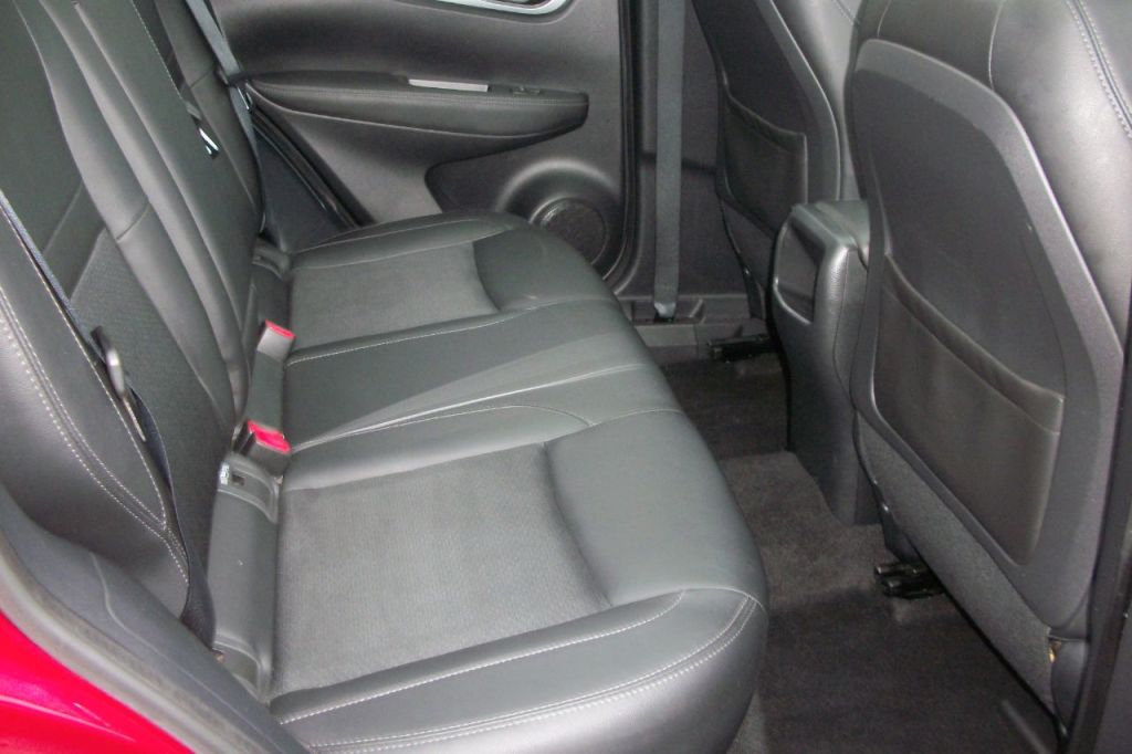 Used Nissan Qashqai 2017 for sale - 77506565: Photo 5