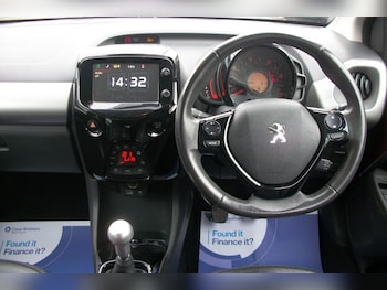Used Peugeot 108 2015 for sale - 76209933: Photo