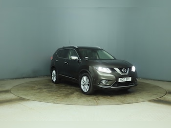 Used Nissan X-Trail 2017 for sale - 79049771: Photo
