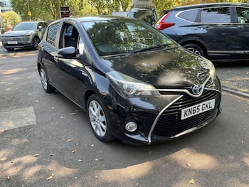 Used Toyota Yaris 2015 for sale - 79822475: Photo