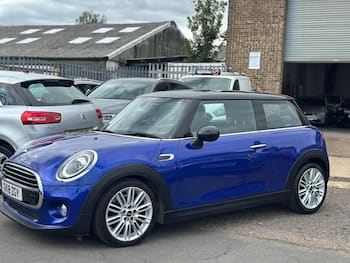 Used MINI Hatch 2018 for sale - 79820432: Photo