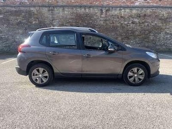 Used Peugeot 2008 2017 for sale - 78911354: Photo